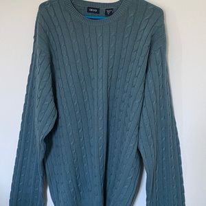 Mens Izod sweater with tags
